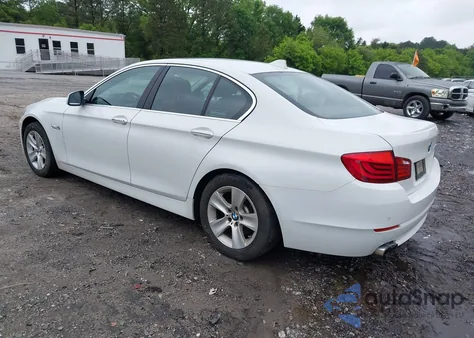 2013 BMW 528I из США, поврежденный, VIN WBAXG5C54DD229338